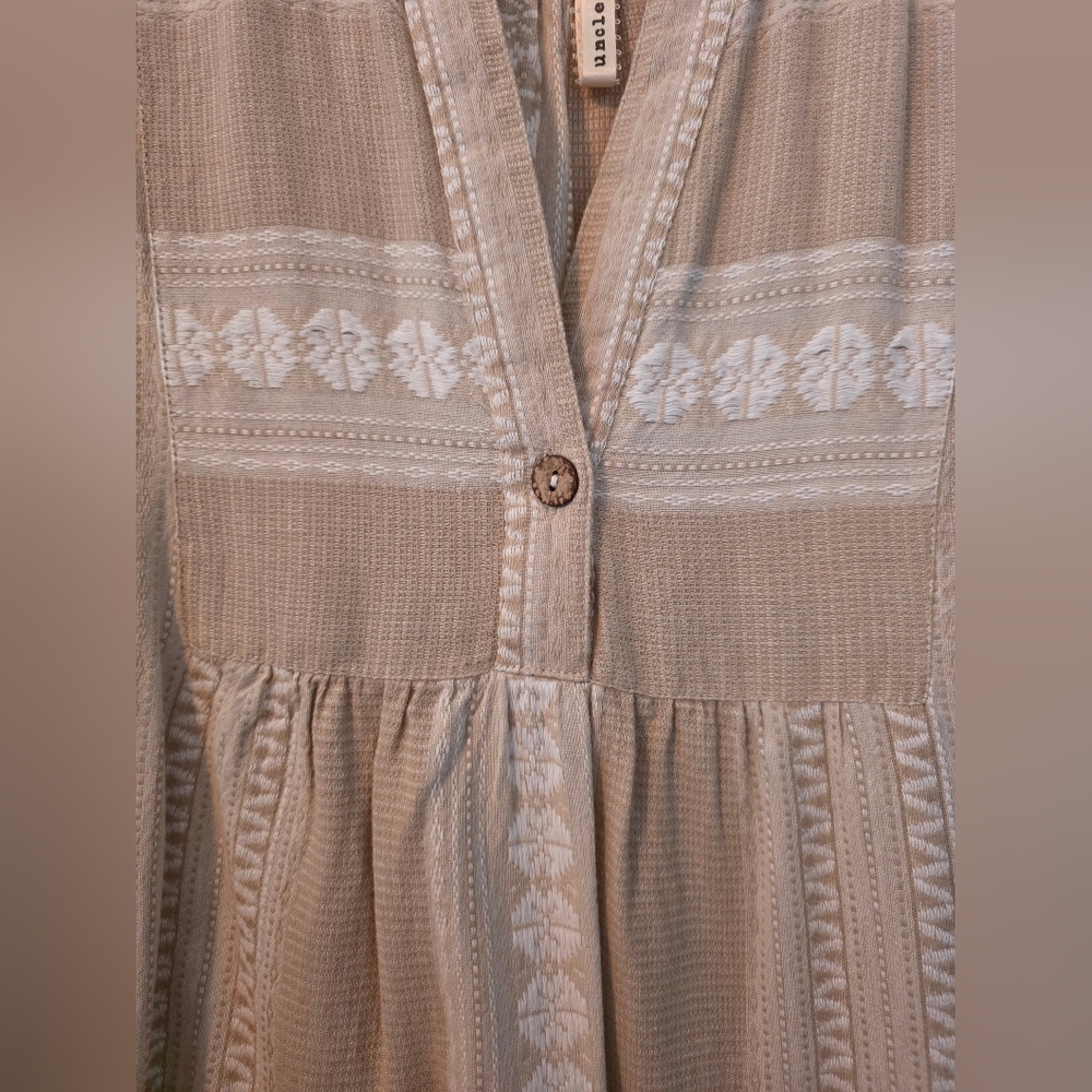 Uncle Frank Sleeveless Beige and White Tiered Dress - Picture 3 of 6
